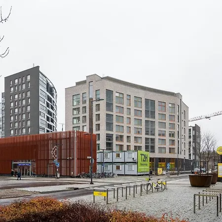 아파트 Luxus -loft 7 Min Train To Airport 반타