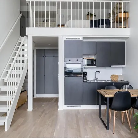 Apartman Luxus -loft 7 Min Train To Airport